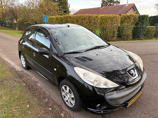 Peugeot - 2010 - 206 + - 1.4 xs - 96-kvv-6 - afbeelding 9 van  15