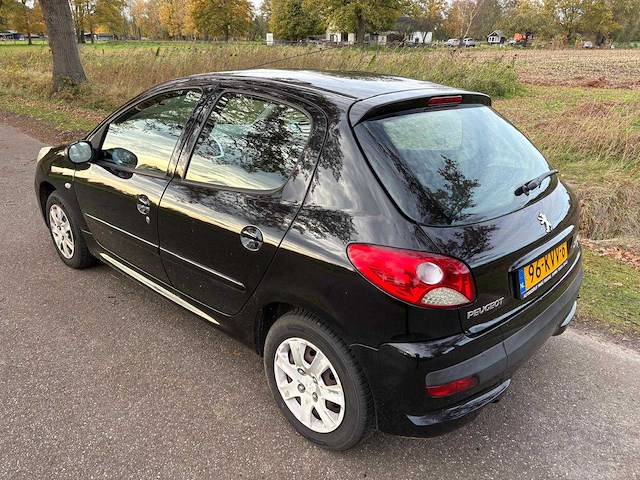 Peugeot - 2010 - 206 + - 1.4 xs - 96-kvv-6 - afbeelding 10 van  15