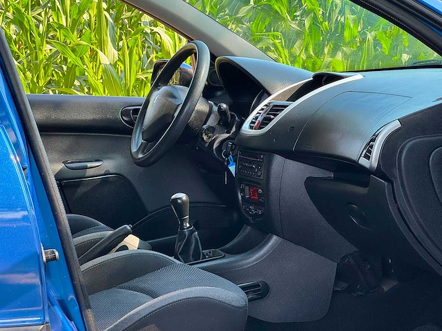 Peugeot - 2010 - 206 + - 1.4 xs - personenauto - afbeelding 5 van  13