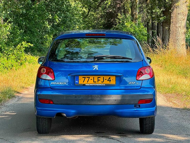 Peugeot - 2010 - 206 + - 1.4 xs - personenauto - afbeelding 11 van  13