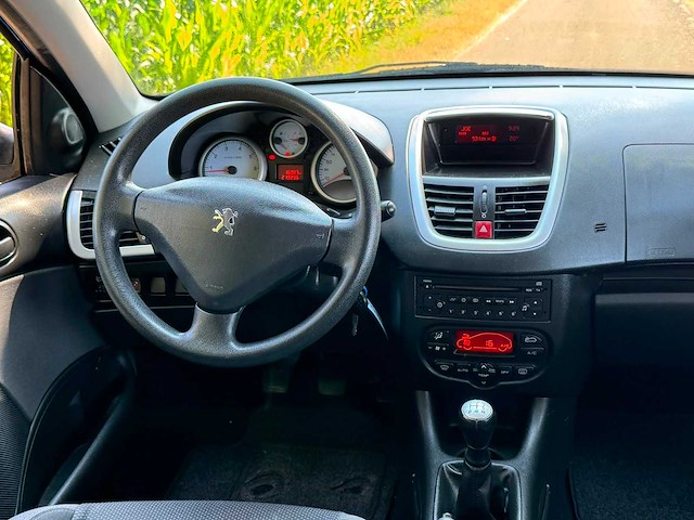 Peugeot - 2010 - 206 + - 1.4 xs - personenauto - afbeelding 13 van  13