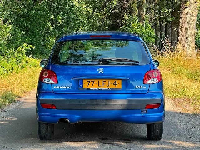 Peugeot - 2010 - 206 + - 1.4 xs - personenauto - afbeelding 11 van  12