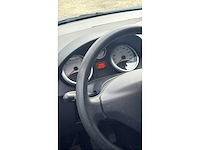 Peugeot - 2010 - 207 sw - 1.4 vti x-line - 90-ldg-9 - afbeelding 2 van  18