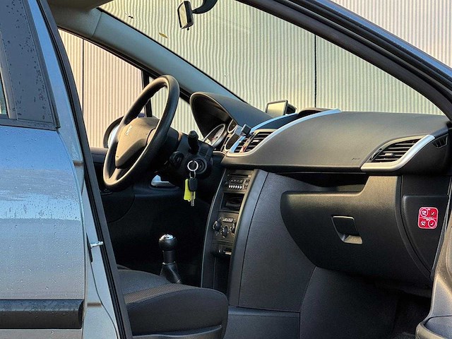Peugeot - 2010 - 207 sw - 1.4 vti x-line - 90-ldg-9 - afbeelding 4 van  18