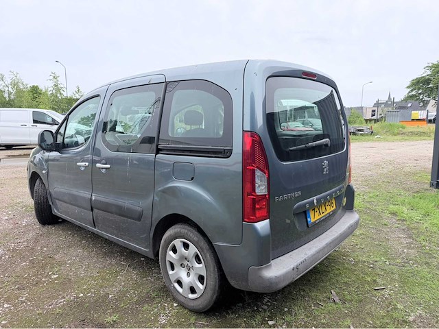 Peugeot - 2010 - partner tepee - 1.6 xr - - afbeelding 14 van  18