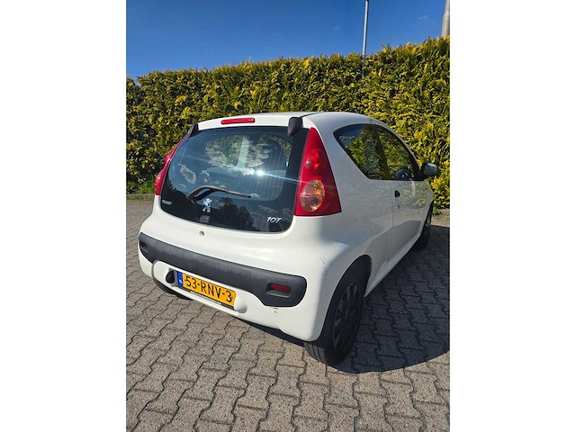 Peugeot - 2011 - 107 - 1.0-12v xr - personenauto 53rnv3 - afbeelding 5 van  19