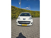 Peugeot - 2011 - 107 - 1.0-12v xr - personenauto 53rnv3 - afbeelding 14 van  19