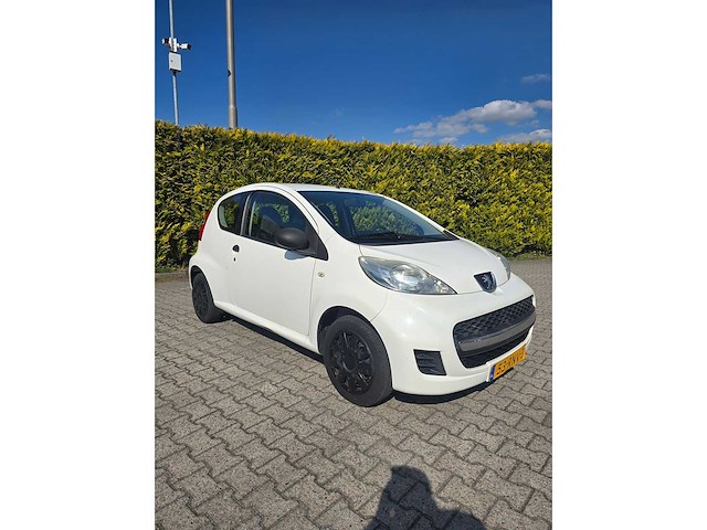 Peugeot - 2011 - 107 - 1.0-12v xr - personenauto 53rnv3 - afbeelding 15 van  19