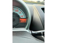 Peugeot - 2011 - 107 - 1.0-12v xs - 38-rbt-4 - afbeelding 2 van  10
