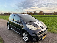Peugeot - 2011 - 107 - 1.0-12v xs - 38-rbt-4 - afbeelding 4 van  10