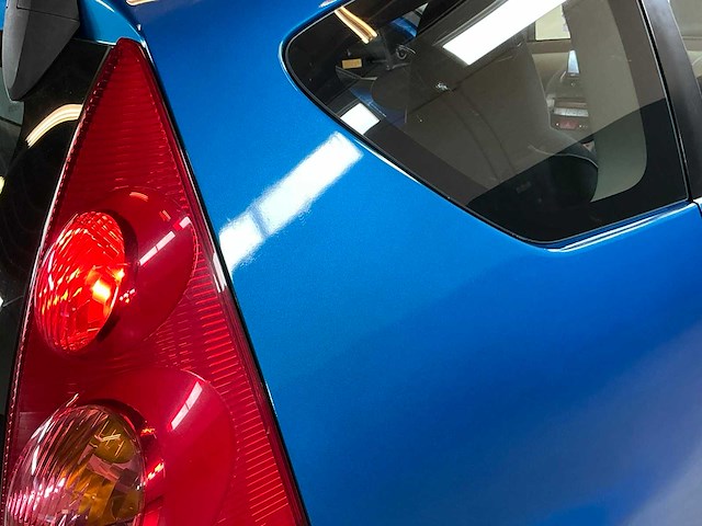 Peugeot - 2011 - 107 - 1.0-12v xs - personenauto - afbeelding 5 van  15