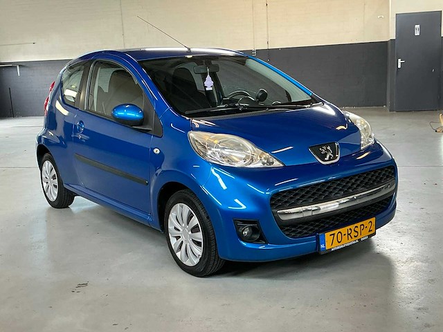 Peugeot - 2011 - 107 - 1.0-12v xs - personenauto - afbeelding 8 van  15