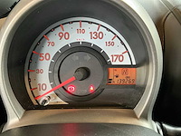 Peugeot - 2011 - 107 - 1.0-12v xs - personenauto - afbeelding 11 van  15