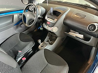 Peugeot - 2011 - 107 - 1.0-12v xs - personenauto - afbeelding 13 van  15