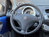 Peugeot - 2011 - 107 - 1.0 access accent - l-453-lg - afbeelding 4 van  22