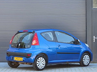 Peugeot - 2011 - 107 - 1.0 access accent - l-453-lg - afbeelding 18 van  22