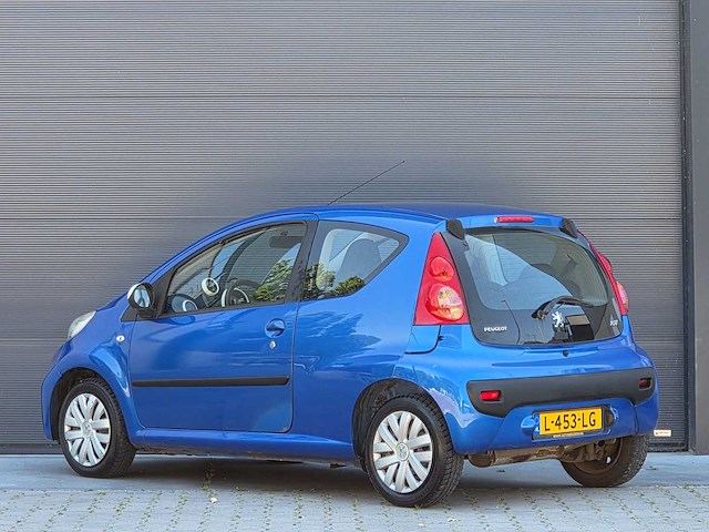 Peugeot - 2011 - 107 - 1.0 access accent - l-453-lg - afbeelding 10 van  11