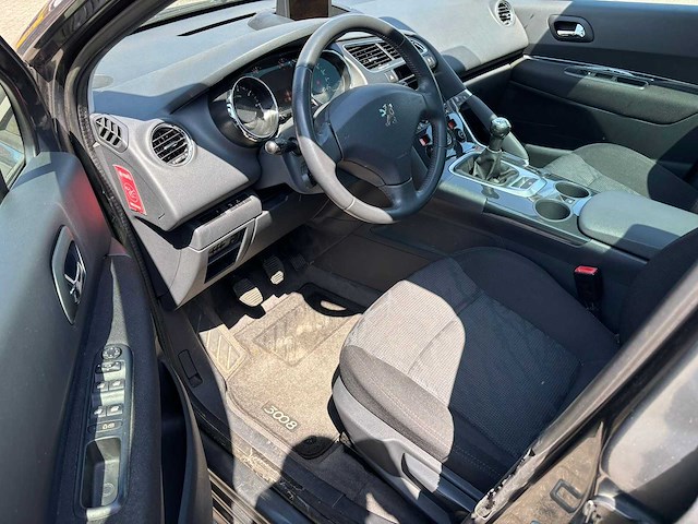 Peugeot - 2011 - 3008 - 1.6 vti st - personenauto - afbeelding 2 van  15