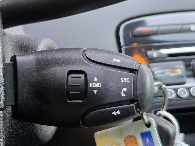 Peugeot - 2011 - 308 - 1.6 allure - automaat - 37-skt-1 - afbeelding 5 van  9