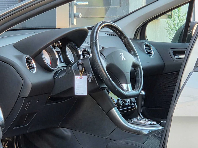 Peugeot - 2011 - 308 - 1.6 allure - automaat - 37-skt-1 - afbeelding 2 van  28