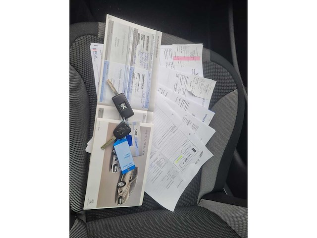 Peugeot - 2011 - 308 - 1.6 vti première - 14-skx-4 - afbeelding 3 van  19