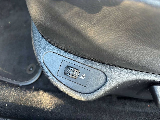 Peugeot - 2011 - 308 cc - 1.6 sport pack - l-648-kb - afbeelding 8 van  23