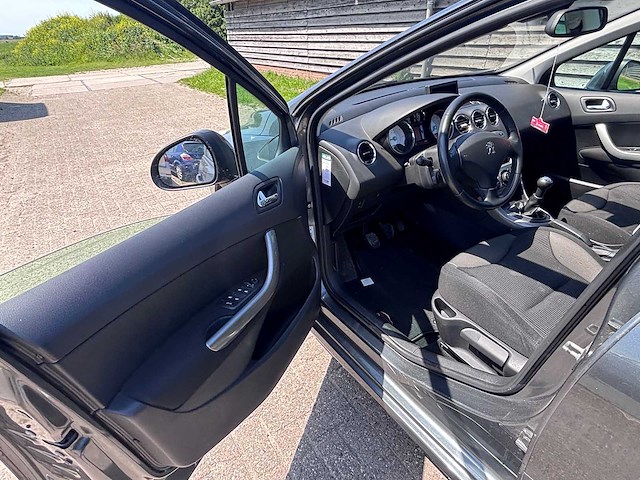 Peugeot - 2011 - 308 sw - 1.6 vti x-line - personenauto - afbeelding 17 van  21