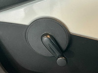 Peugeot - 2012 - 107 - 1.0 access accent - personenauto - afbeelding 2 van  12