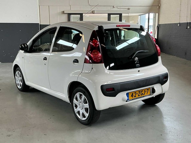 Peugeot - 2012 - 107 - 1.0 access accent - personenauto - afbeelding 7 van  12
