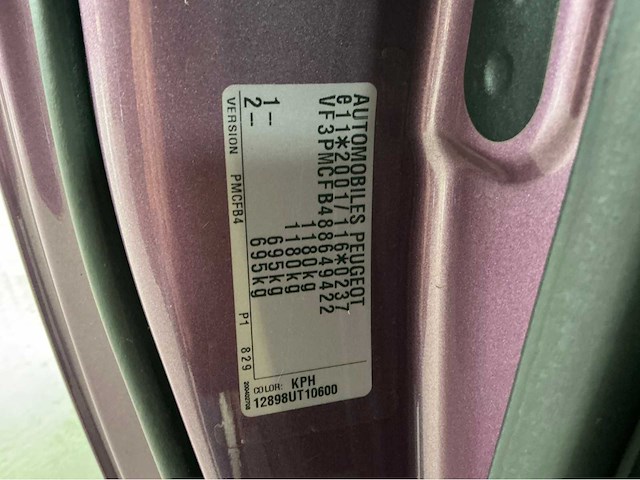 Peugeot - 2012 - 107 - 1.0 première - personenauto - afbeelding 3 van  6