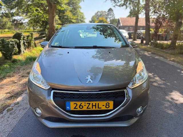 Peugeot - 2012 - 208 - 1.2 vti access - personenauto - 26-zhl-8 - afbeelding 2 van  8