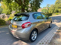 Peugeot - 2012 - 208 - 1.2 vti access - personenauto - 26-zhl-8 - afbeelding 6 van  8