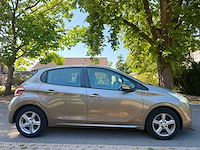 Peugeot - 2012 - 208 - 1.2 vti access - personenauto - 26-zhl-8 - afbeelding 7 van  8