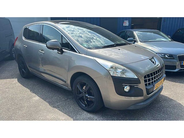 Peugeot - 2012 - 3008 - 1.6 vti active - 52-svn-7 - afbeelding 11 van  17