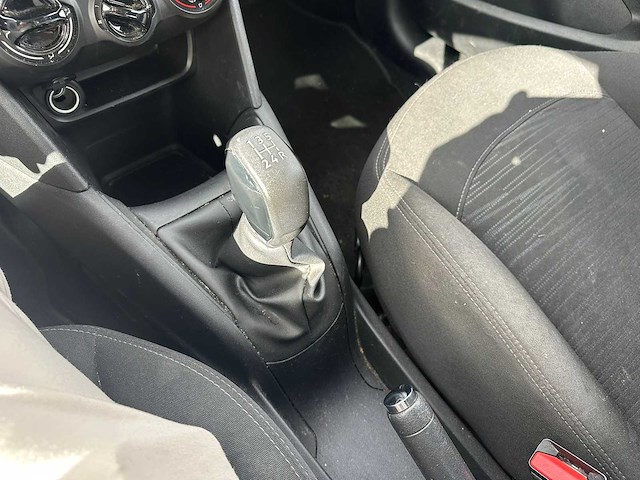 Peugeot - 2013 - 208 - 1.0 vti access - personenauto - afbeelding 9 van  20
