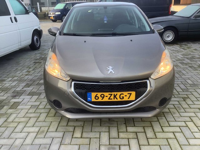 Peugeot - 2013 - 208 - 1.0 vti active - personenauto - afbeelding 9 van  12