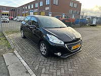 Peugeot - 2013 - 208 - 1.2 vti envy - personenauto - afbeelding 16 van  18