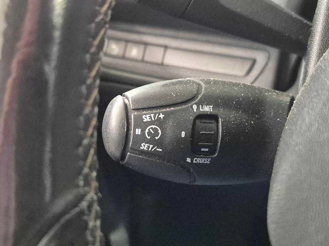 Peugeot - 2013 - 208 - 1.6 thp xy - personenauto - afbeelding 4 van  18