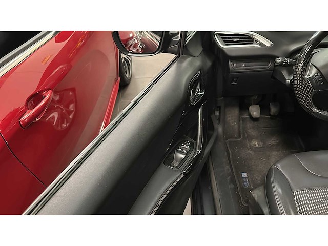 Peugeot - 2013 - 208 - 1.6 vti allure - 4-svg-43 - afbeelding 10 van  12