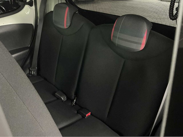 Peugeot - 2014 - 108 - 1.0 e-vti active - personenauto - afbeelding 13 van  31