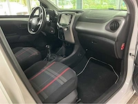 Peugeot - 2014 - 108 - 1.0 e-vti active - personenauto - afbeelding 9 van  31
