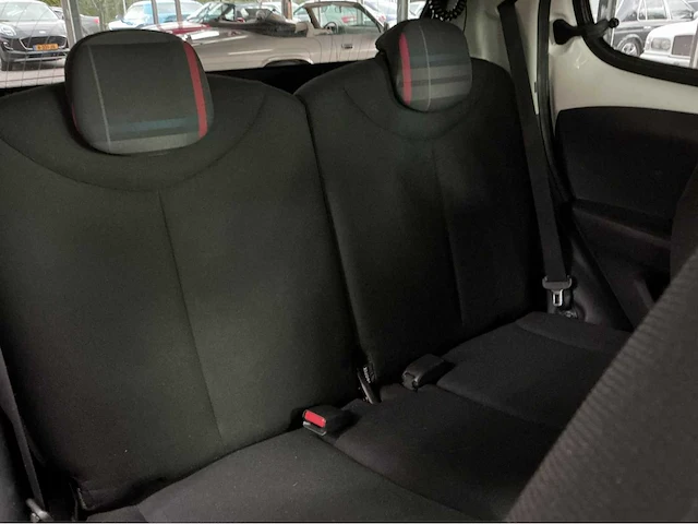 Peugeot - 2014 - 108 - 1.0 e-vti active - personenauto - afbeelding 11 van  31