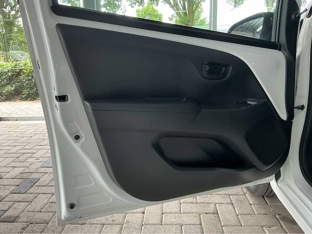 Peugeot - 2014 - 108 - 1.0 e-vti active - personenauto - afbeelding 20 van  31