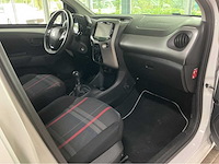 Peugeot - 2014 - 108 - 1.0 e-vti active - personenauto - afbeelding 9 van  31