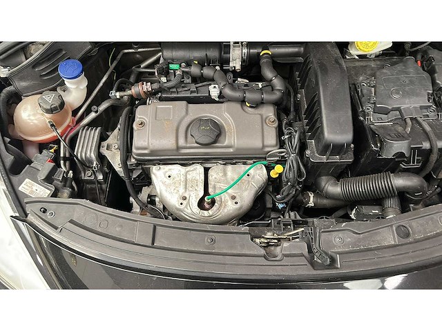 Peugeot - 2014 - 207 - 1.4 access lite - t-108-fz - afbeelding 5 van  13
