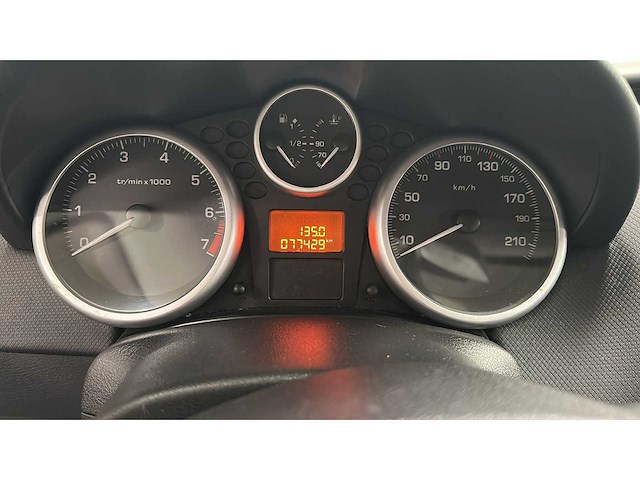Peugeot - 2014 - 207 - 1.4 access lite - t-108-fz - afbeelding 13 van  13