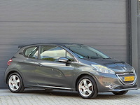 Peugeot - 2014 - 208 - 1.2 vti access - gn-056-t - personenauto - afbeelding 7 van  18