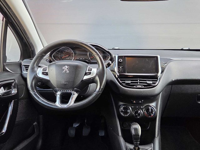 Peugeot - 2014 - 208 - 1.2 vti access - gn-056-t - personenauto - afbeelding 3 van  25