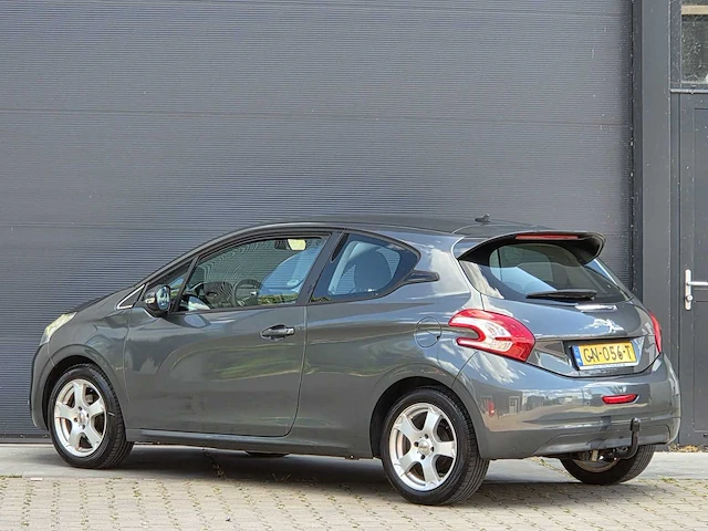 Peugeot - 2014 - 208 - 1.2 vti access - gn-056-t - personenauto - afbeelding 20 van  25