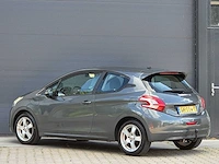 Peugeot - 2014 - 208 - 1.2 vti access - gn-056-t - personenauto - afbeelding 20 van  25